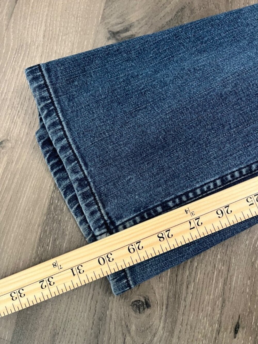 Tommy Bahama Jeans Men 42x30 Blue Authentic Fit Denim Straight Leg Relaxed Feel - Picture 15 of 15